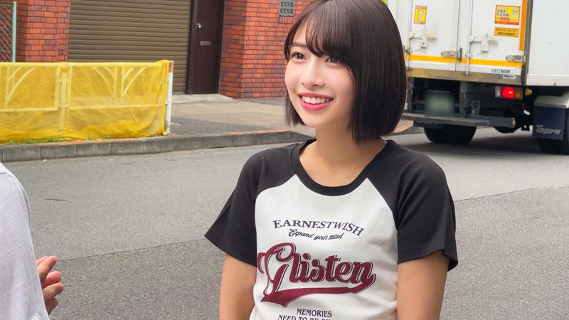 【湊波流】スレンダー美女と遊びながらHに持ち込むのがむちゃヌケる！