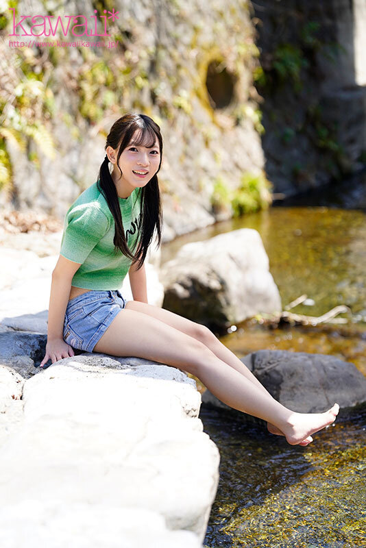 【天城ねね】綺麗な美乳が魅力のスレンダー美女の顔射フィニッシュで破壊力がやばい！