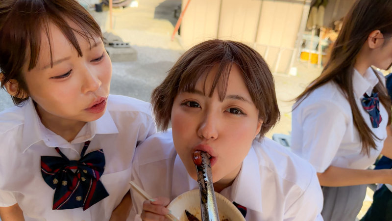 【こすず】ボリュームあるヒップが魅力の美人な女の子の中出しHでめちゃシコい！