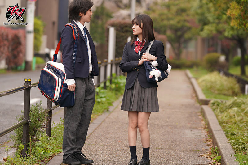 【東條なつ】制服姿の美少女の濃厚な中出しHがエロすぎてたまらない！