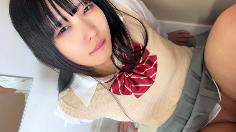 【まいかちゃん】制服姿の綺麗な美乳が魅力のエロい美少女のねっとりフェラ×中出しHがマジでヌケる！