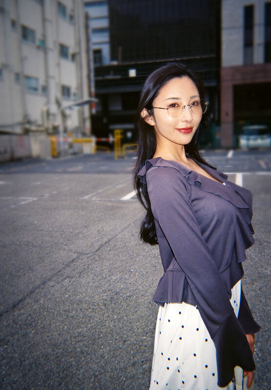 子供が通うリコーダー教室の先生、北野未奈に都合の良い関係にならない？と車内で強引にキスされラブホで杭打ち騎乗位して何度も精子を絞られる。 | 1jera00056 | 北野未奈 | ペギータヤマ