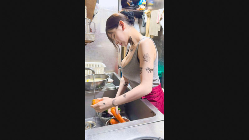 【るな】露出シチュで美人ギャルの濃厚ごっくんがヌケすぎてやばい！